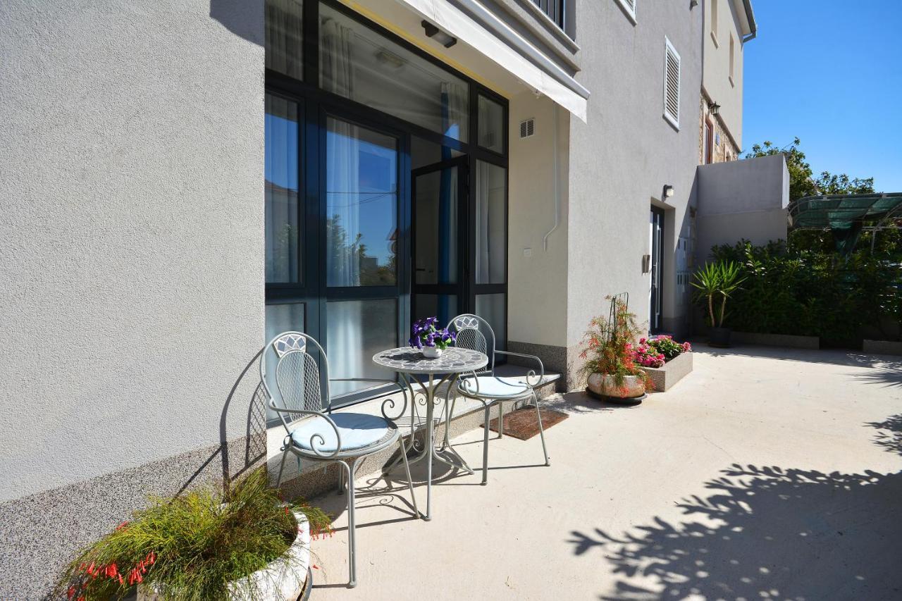 Seas The Day Apartments Podstrana Exterior photo