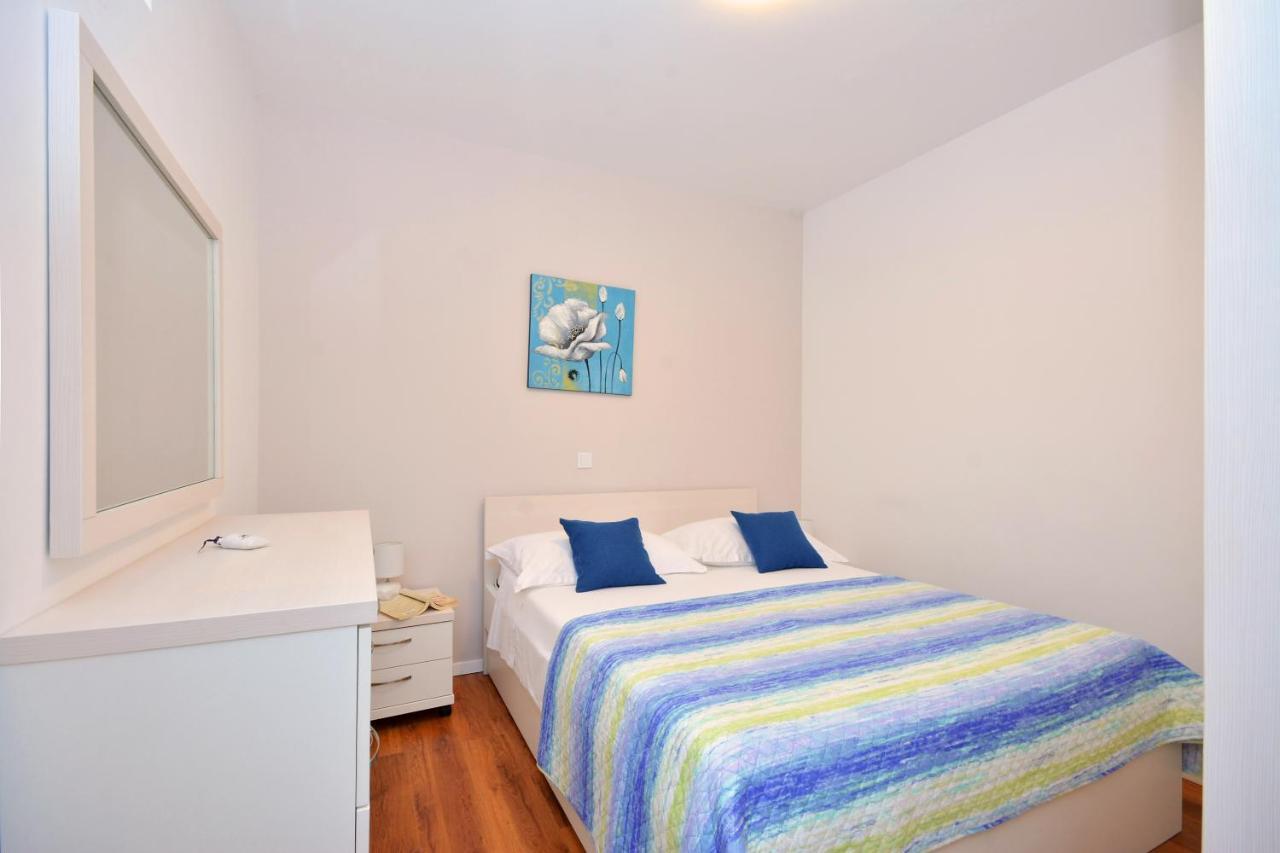 Seas The Day Apartments Podstrana Exterior photo