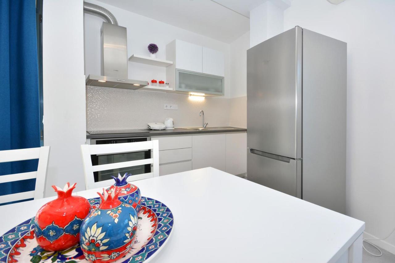Seas The Day Apartments Podstrana Exterior photo