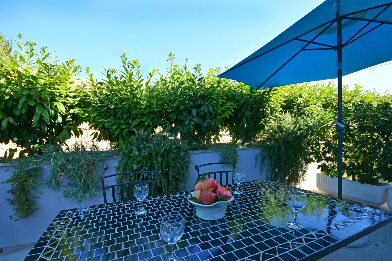 Seas The Day Apartments Podstrana Exterior photo